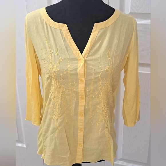Renuar Yellow Embroidered Button Down Shirt  Size M - Picture 1 of 9